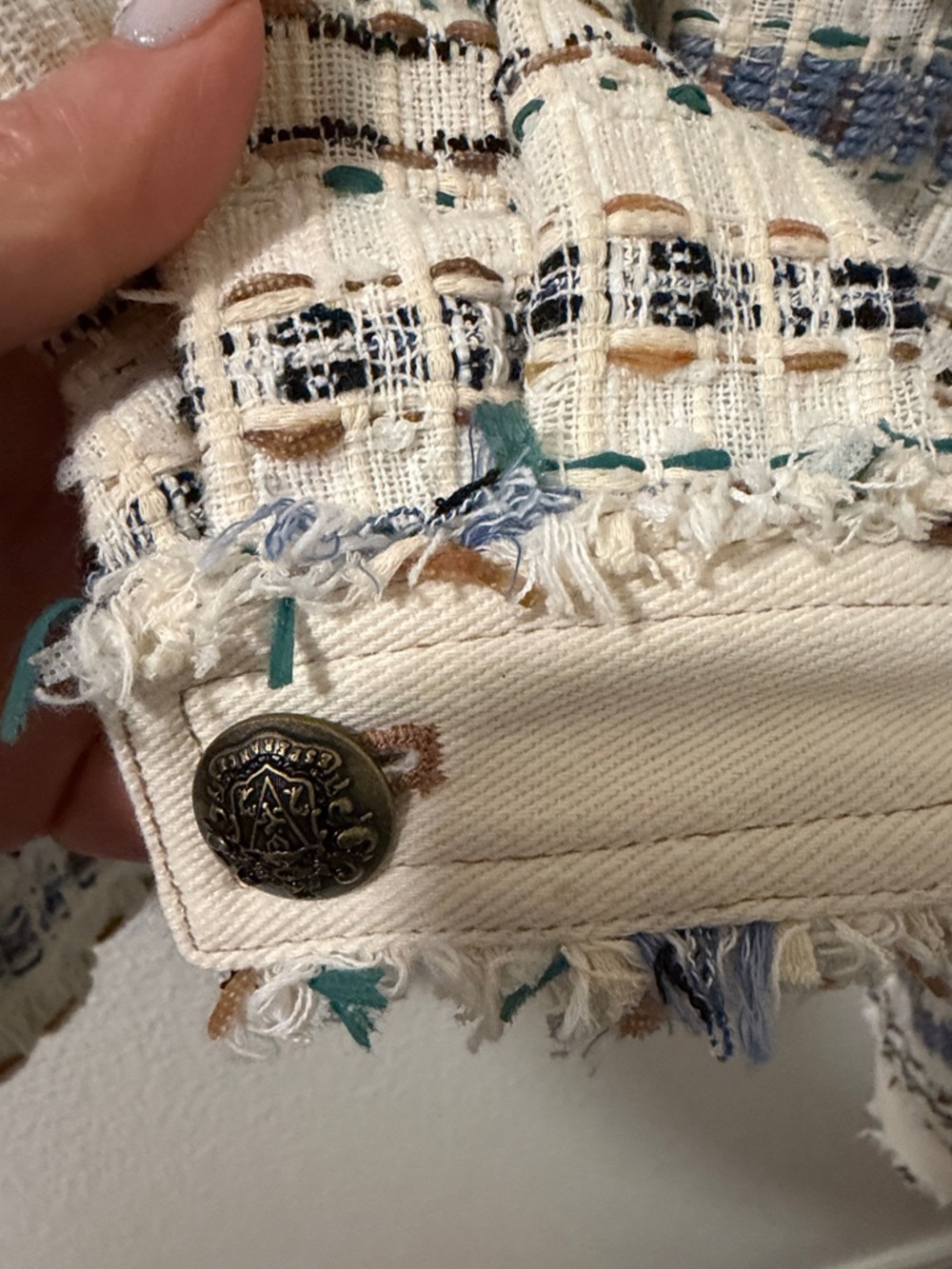 Veronica Beard Cream Tweed Jacket with Blue & Tan Accents - Picture 6 of 11